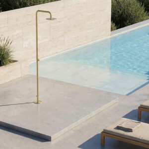 Doccia esterna oro in acciaio inox AISI 316L con soffione 25 cm e rubinetto integrato
