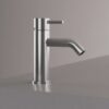 RUBINETTO LAVABO LEVANTE BASSO INOX Ambientata 100x100